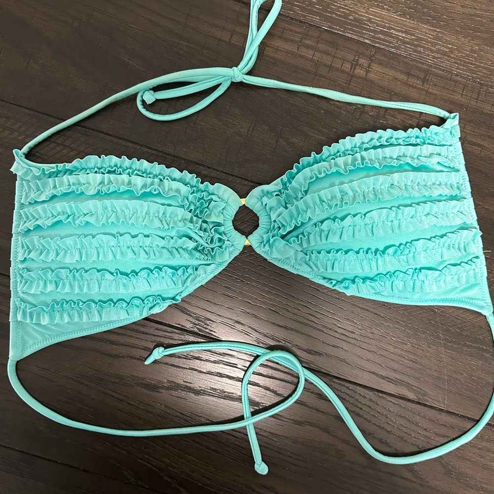 VICTORIA’S SECRET Bathing Suit Top